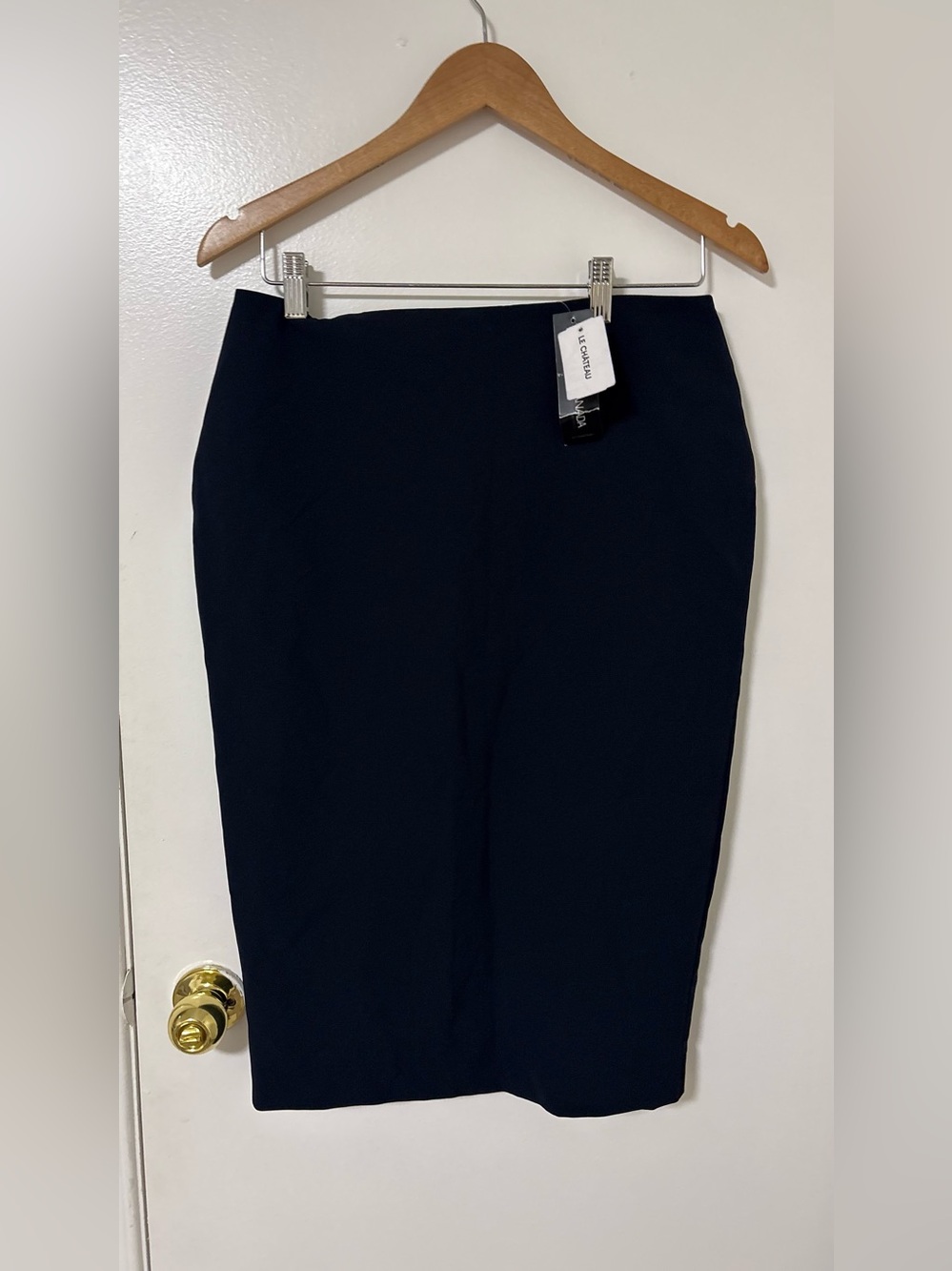 le chateau Navy Pencil Skirt - Sleek Work Staple